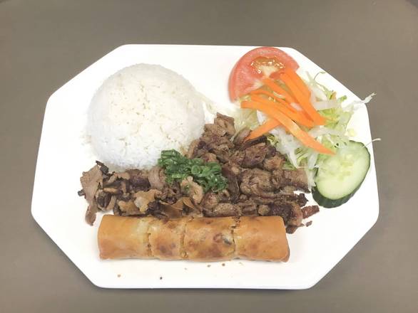 C12. Grilled Lemongrass Pork Slices & Spring Roll on Steamed Rice 🍚🐖🥓🌯/ Cơm Thịt Heo Nướng Xả, Chà Giò 🍚🐖🥓🌯