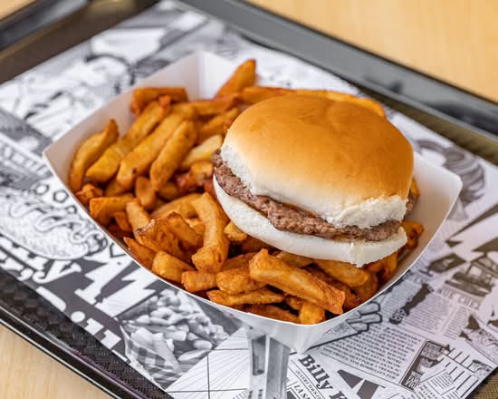 Hamburger, frite et jus / Hamburger, Fries and Juice