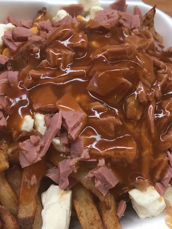 Poutine viande fumée