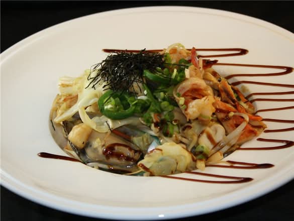 Seafood Yaki Udon