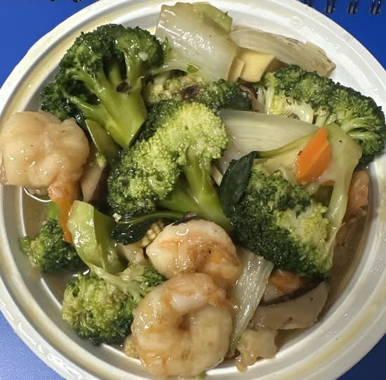 Crevettes Sautées avec Légumes Varies/Shrimps with Mixed Vegetables  (什菜虾球)