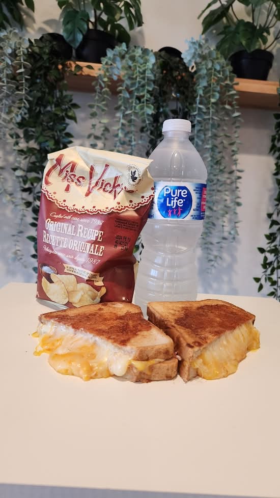 The Kids Grilled Cheese Meal