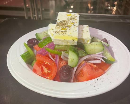 Salade Grecque Authentique / Authentic Greek Salad