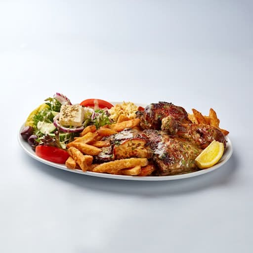 ASSIETTE DEMI POULET AVEC SALADE, RIZ ET CHOIX DE PATATE