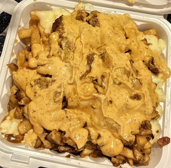 Shawarma Poutine