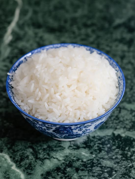 White Rice (Small - 14 oz Container)