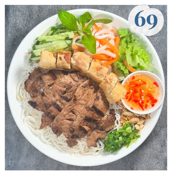 69.Bun Bo Nuong Cha Gio