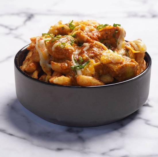Butter Chicken Poutine