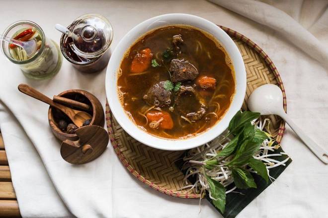Beef Stew Noodle Soup- Phở  Bò Sốt Vang