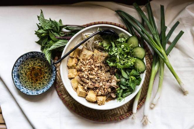 Chef Special Vermicelli bowl - Bún Trộn Đặc Biệt