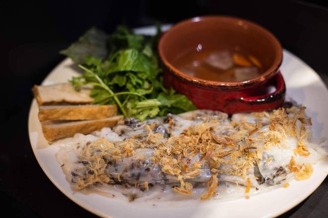 Steam Rice Roll with Minced Pork & Ham- Bánh Cuốn Nhân