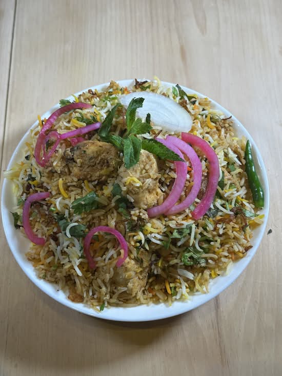 Murgh Biryani E Khas