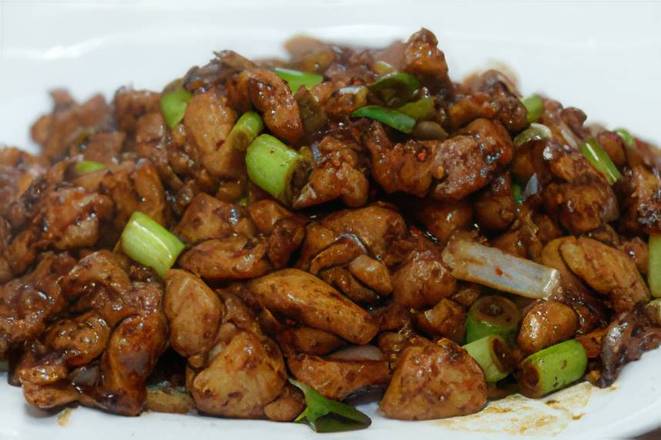 32. Dai Ching Chicken (Boneless)