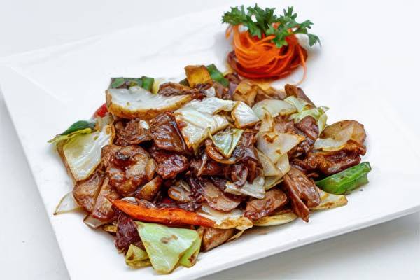 47. Sliced Duck with Plum Sauce