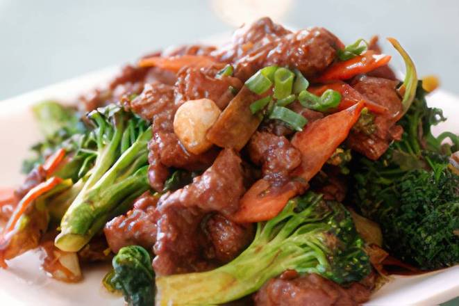 66. Beef with Canadian Broccoli