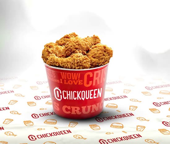 8 Pcs Fried Chicken Family Bucket