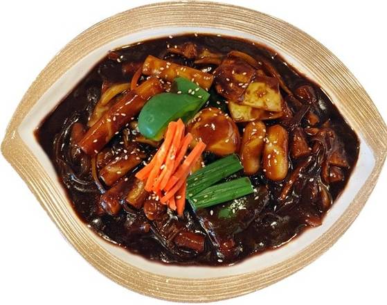 Jajang Ddukboki (Black bean sauce) 🌿
