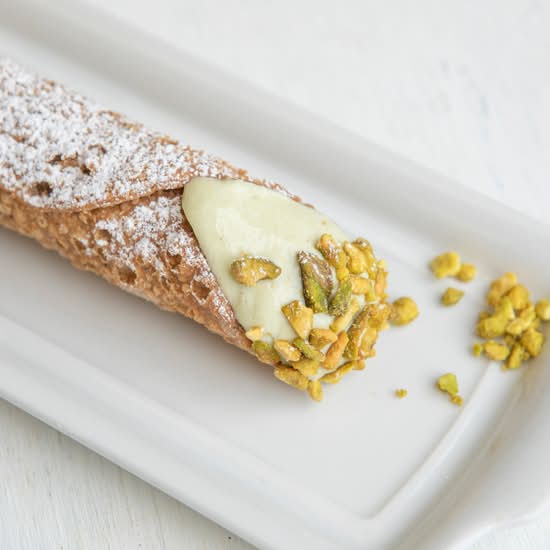 Mini Pistachio Cannoli