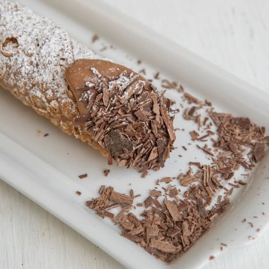 Mini Chocolate Cannoli