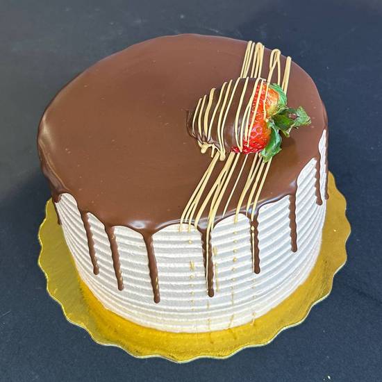 Chocolate & Walnut Cake 6"