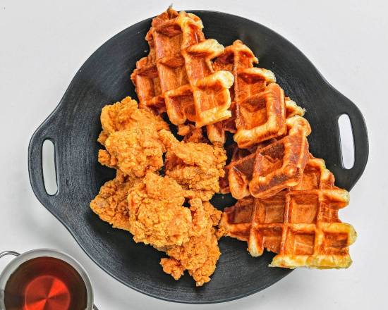 Crispy Chicken & Waffles