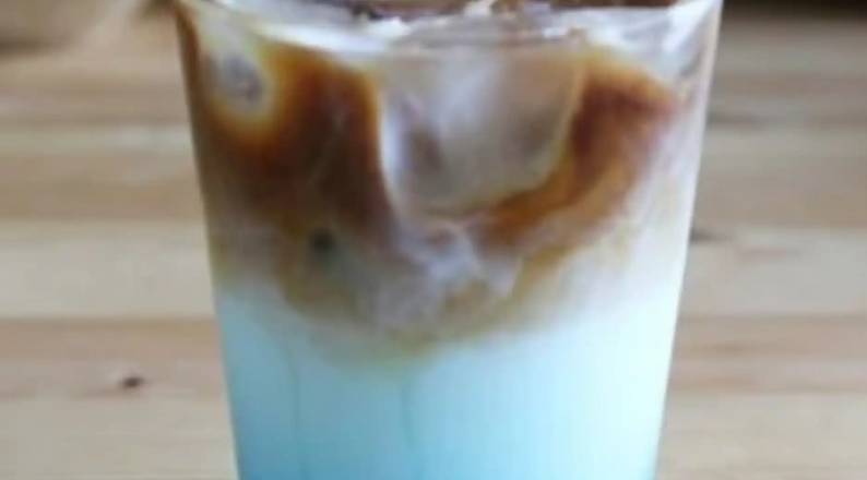 Iced Blue Ocean Latte