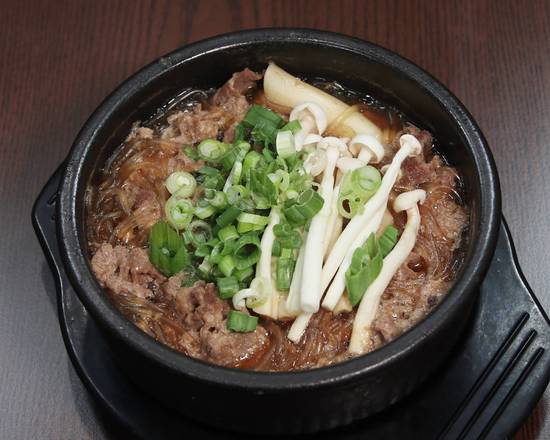Ttukbaegi bulgogi / 뚝배기 불고기