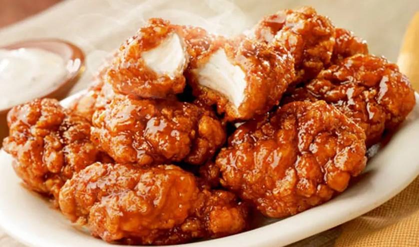 Eight Pieces of Boneless Chicken Wings