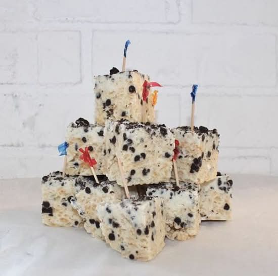 COOKIES & CREAM RICE KRISPIE/Rice Krispy aux Biscuits et Crème