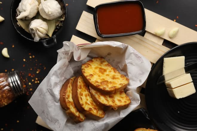Cheese Garlic Bread