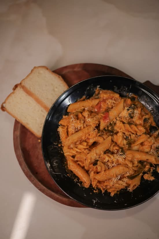 Mix Pasta (Pink Sauce)