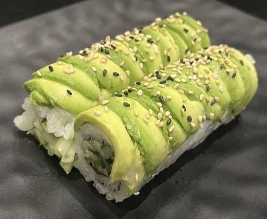 U058. Avocat & concombre (maki)