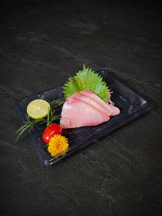 Hamachi Sashimi (3pcs)