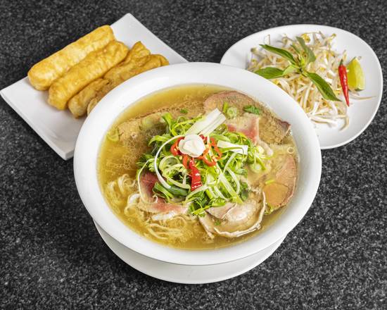 Phở Đặc Biệt / Special House Pho