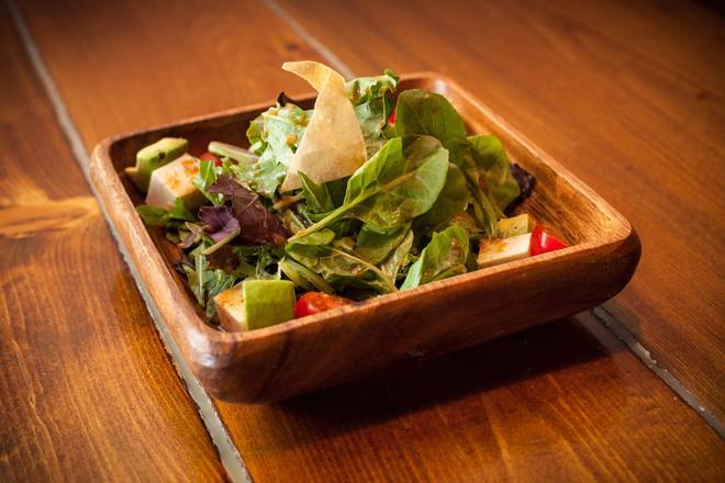 Tomo Salad