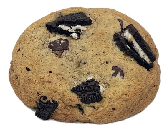Chocolate OREO Cookie