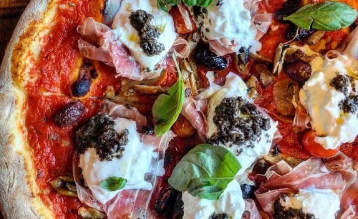 PIZZA BURRATA