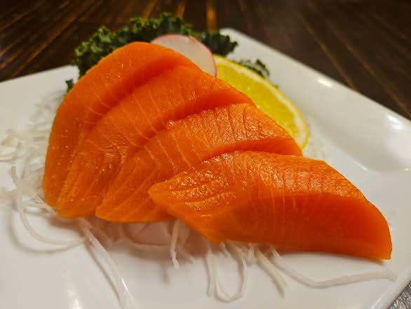 Salmon Sashimi