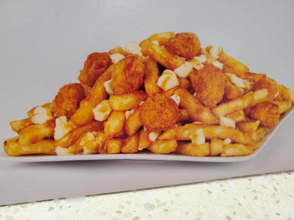 Popcorn Chicken Poutine