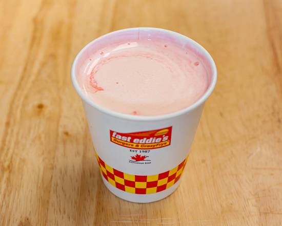 Strawberry Milkshake 20oz Paper Cup