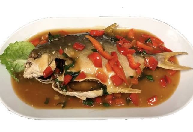 136-Poisson frit à la sauce tamarin/Fried fish with tamarind sauce 泰式酸子魚/Cá chiên sốt me