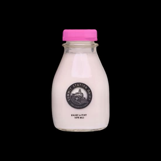 Strawberry Milk (Incl. $2.00 bottle deposit)