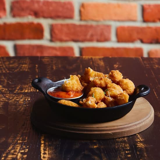 Fromage "Skouik-Skouik" façon Pop Corn / “Squeaky” cheese curds, popcorn-style
