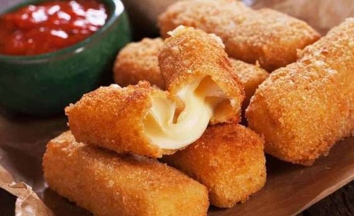 Mozzarella Sticks (Bâtonnets De Mozzarella) (5 pcs)