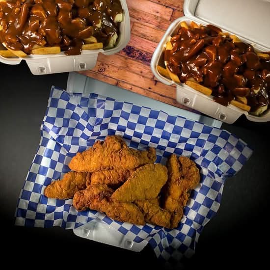 8 Chicken Fingers 2 Large Poutine
