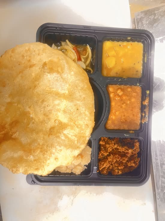 Halwa Puri & Tawa Qeema