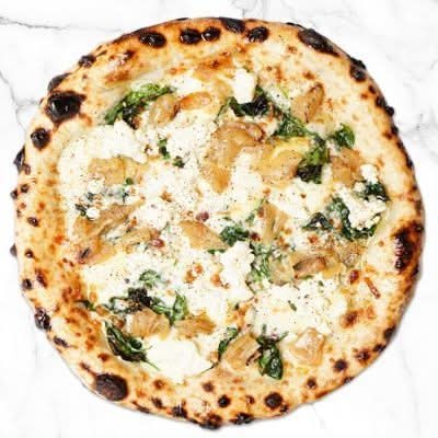 Spinach Alfredo Pizza – Ricotta & Caramelized Onion Neapolitan - RG