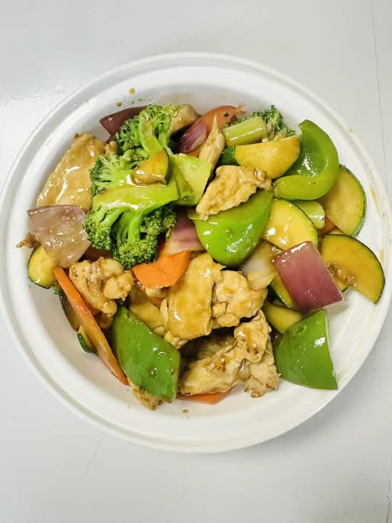 Orange Cashew Nut Chicken (Kai Himaparn)