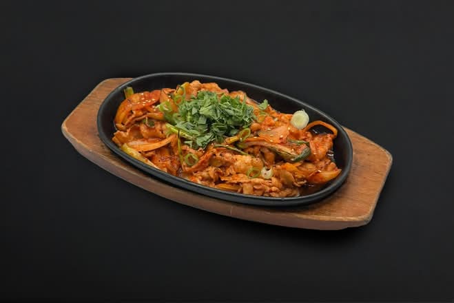 Spicy Stir-fried Pork / 제육볶음