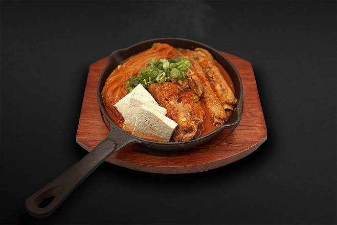Lunch Kimchi Pork Rib / 김치등갈비찜
